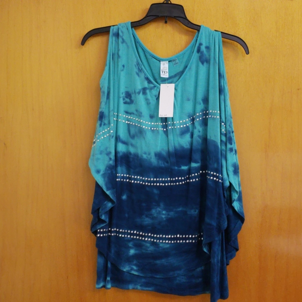 Coldshoulder top with silver beads